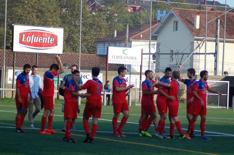 Jugadores del Solares, tras un encuentro de esta campaña