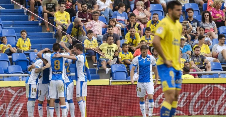 Los jugadores del Leganés celebran un gol en Gran Canaria