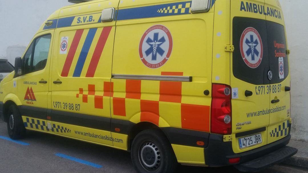 Imagen de archivo de una ambulancia del 061