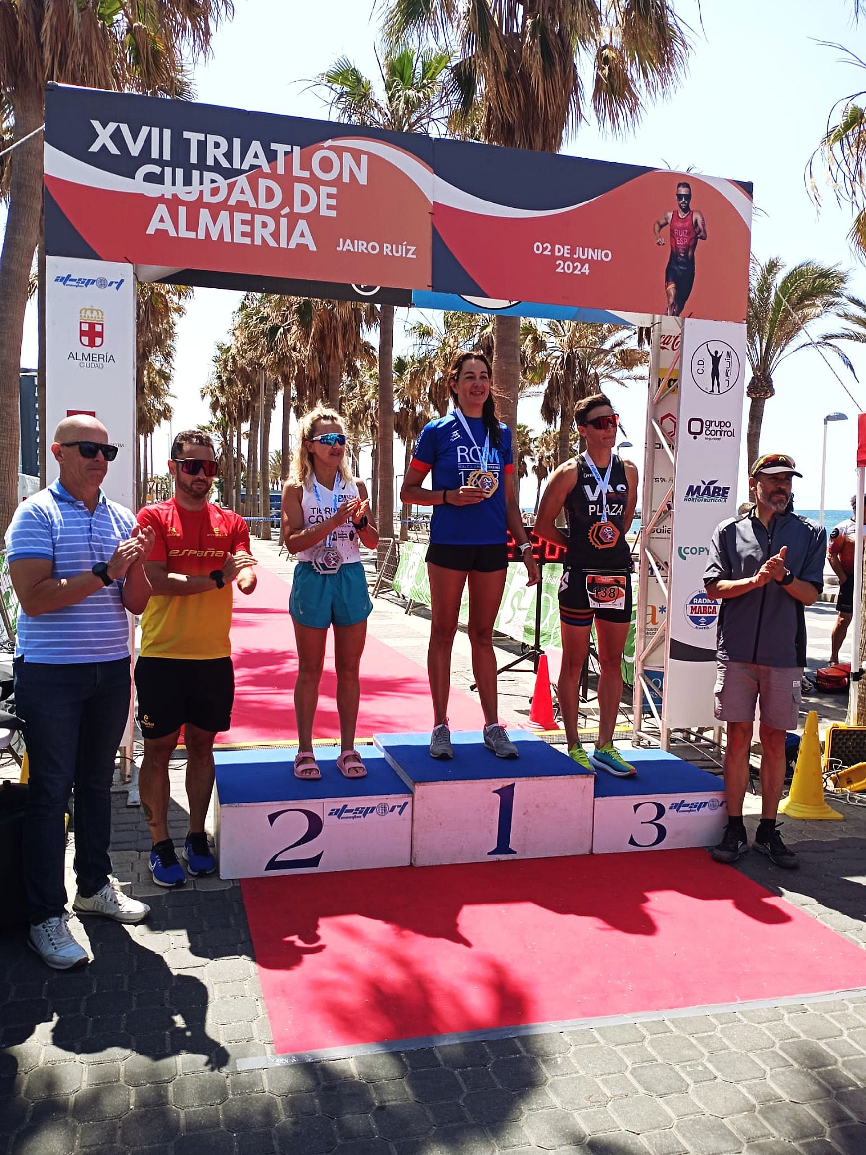 El podio femenino del Triatlón Ciudad de Almería - Jairo Ruíz.