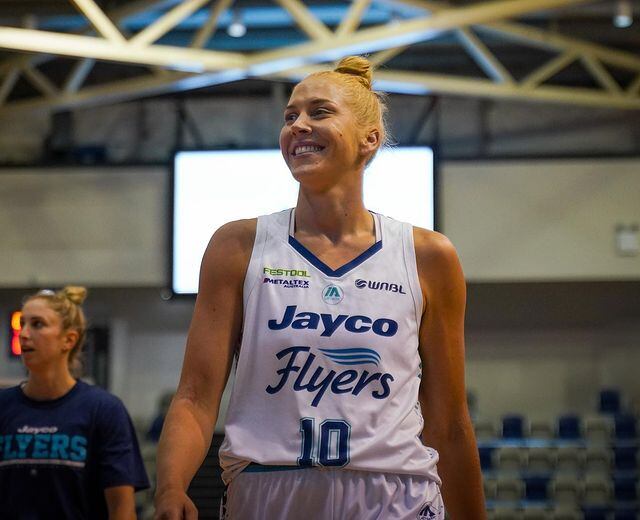 Abby Bishop, nueva jugadora del Hozono Global Jairis