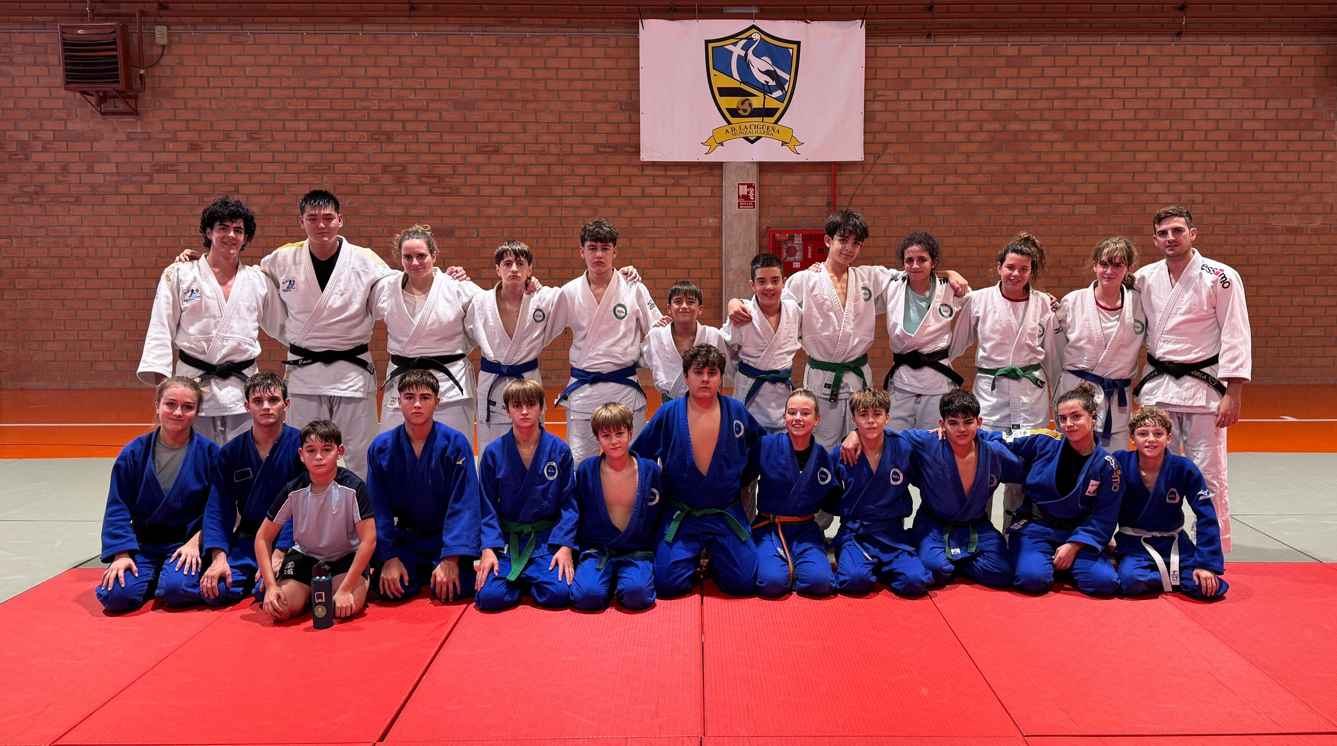 Deportistas del Club Ibón de Huesca