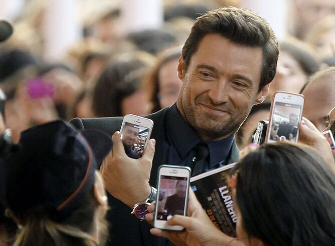 El actor Hugh Jackman enloquece a las fans