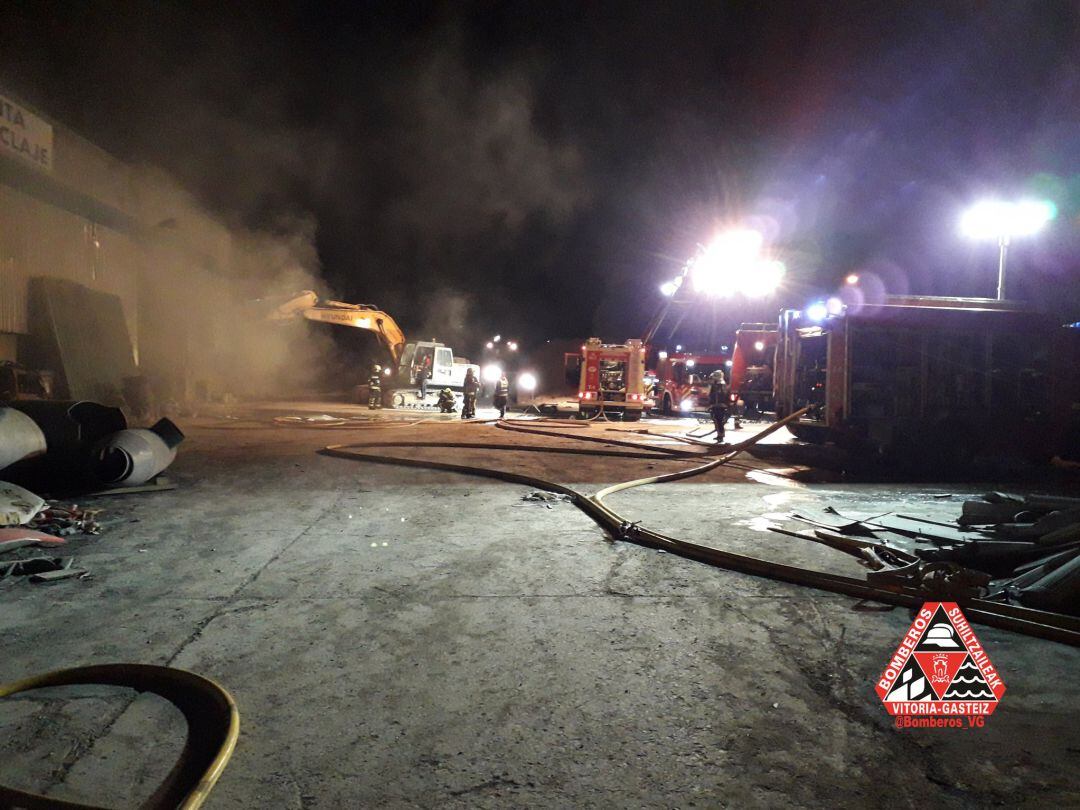 Incendio en la planta de Onaindia de Vitoria