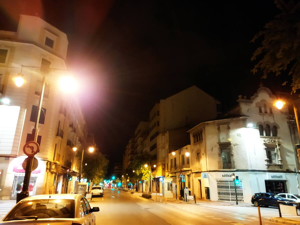 Alcoy despierta con el regreso de la normalidad tras el gran apagón