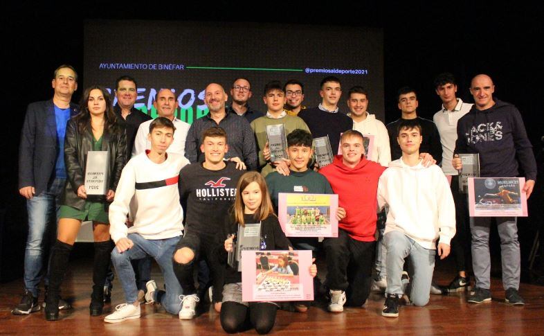 Foto de los galardonados en la Gala del Deporte de Binéfar