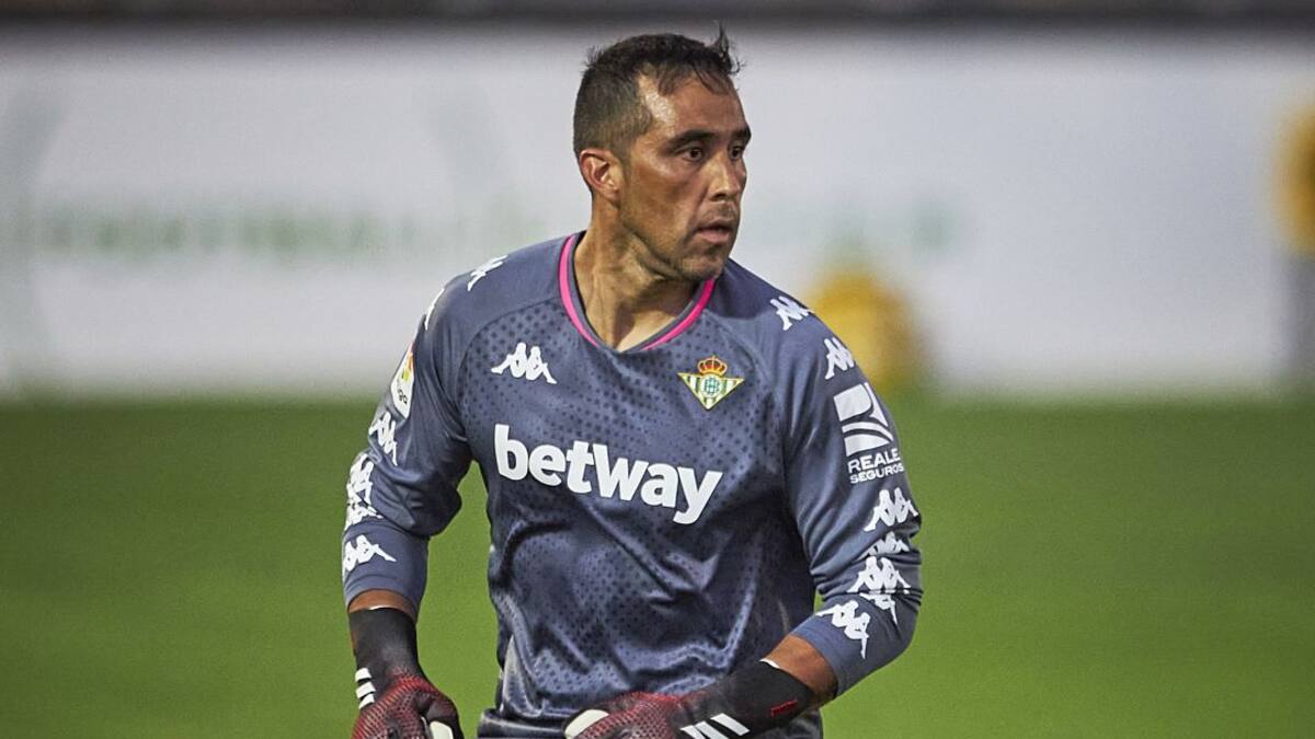 Claudio Bravo: "Neuer sigue siendo el número uno"