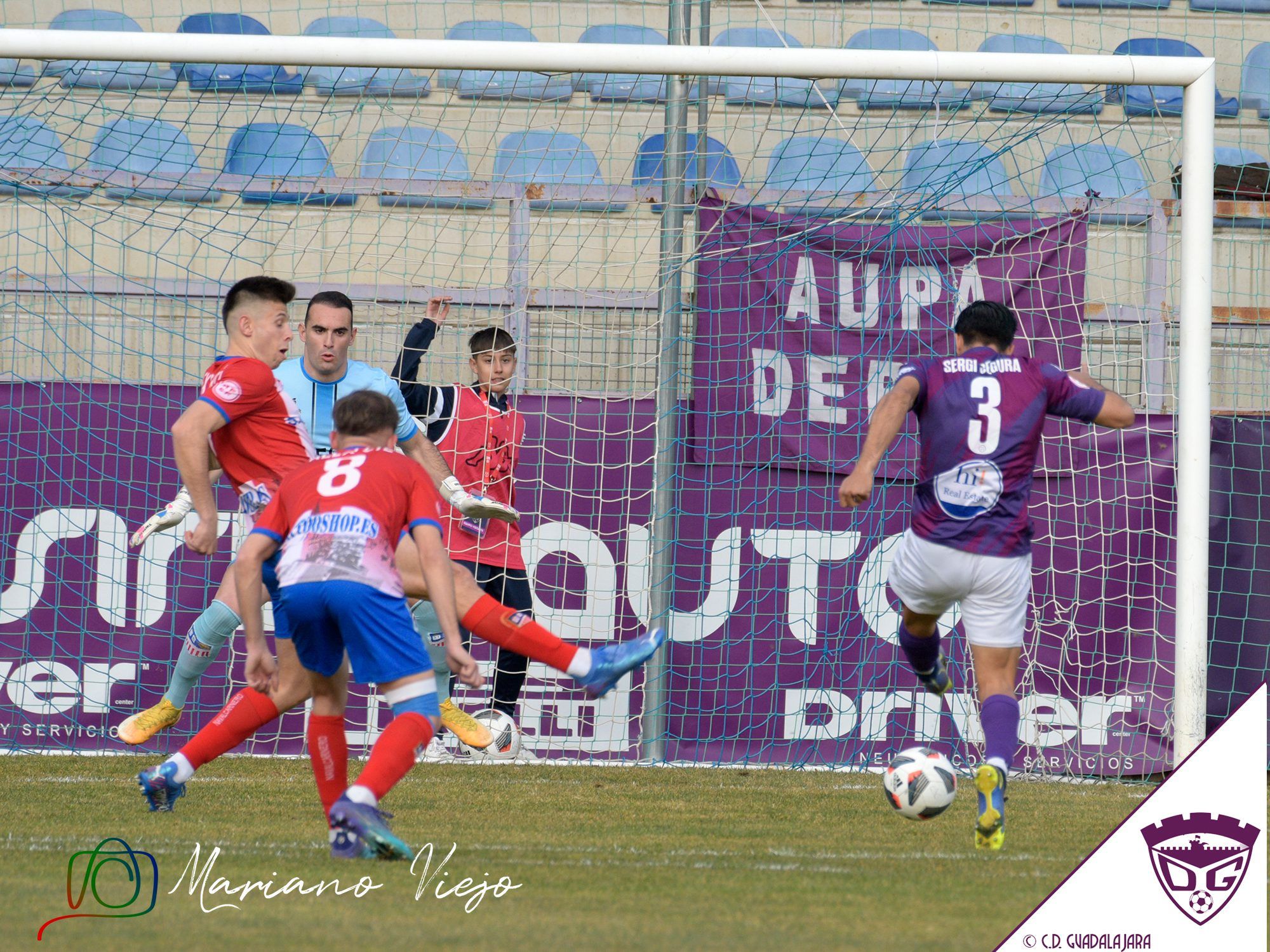 Imagen del gol del enfrentamiento de la pasada temporada en el que Sergi Segura adelantó a los morados. FOTO: Luis Polo (Mariano Viejo)