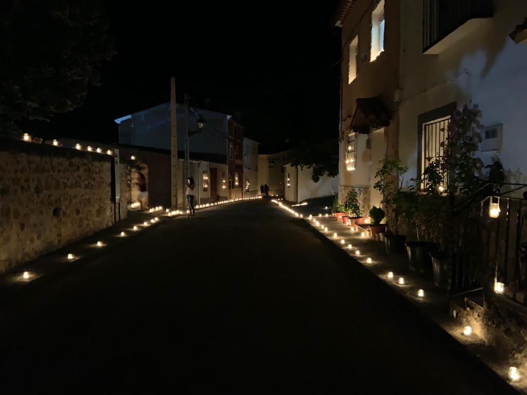 Imagen de la Noche de las Velas de Vindel (Cuenca) de 2019.