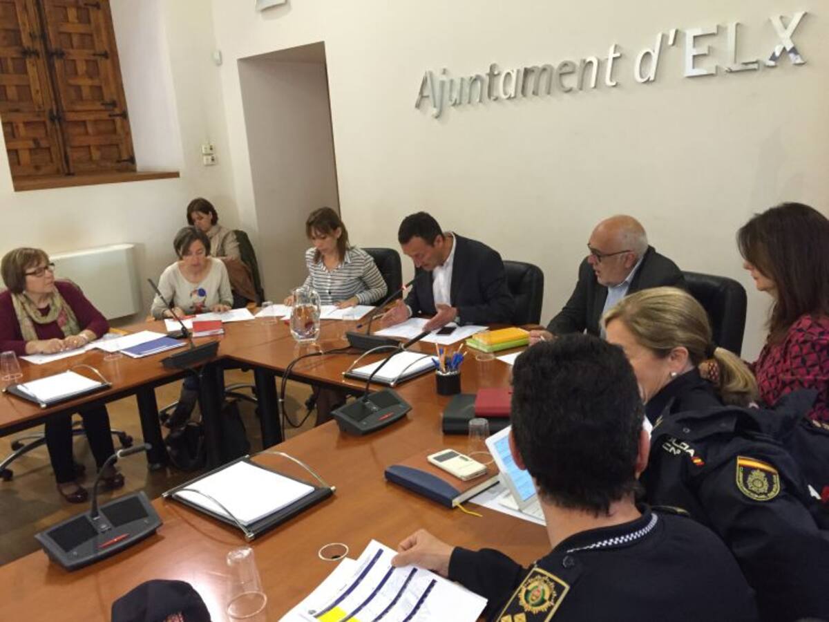 La Policía Local advierte un aumento de casos de violencia de padres a hijos y viceversa