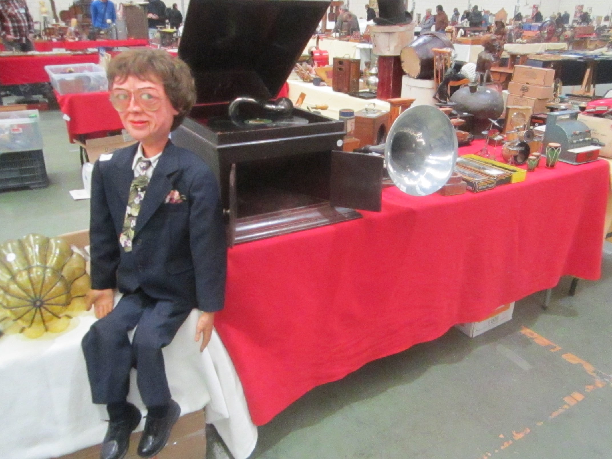 El Desván se celebra este fin de semana en el recinto ferial de Barbastro.