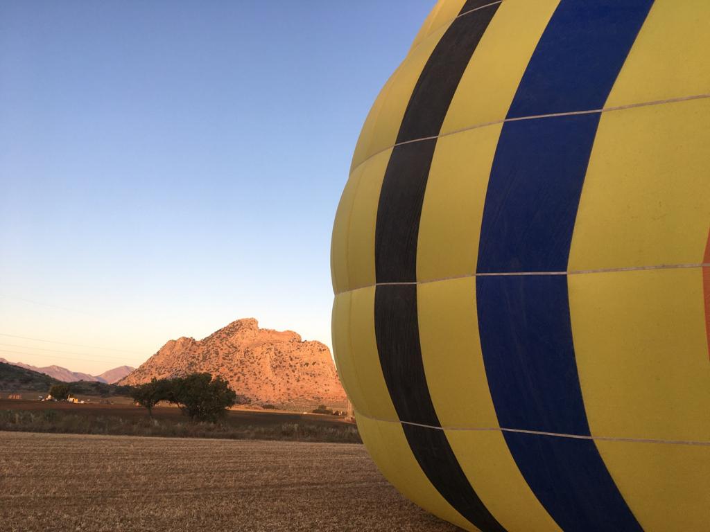 Vuelo en la peña de los Enamorados