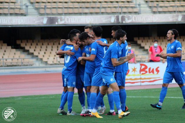 Los azulinos celebran el gol que abría el marcador, obra de Javilillo