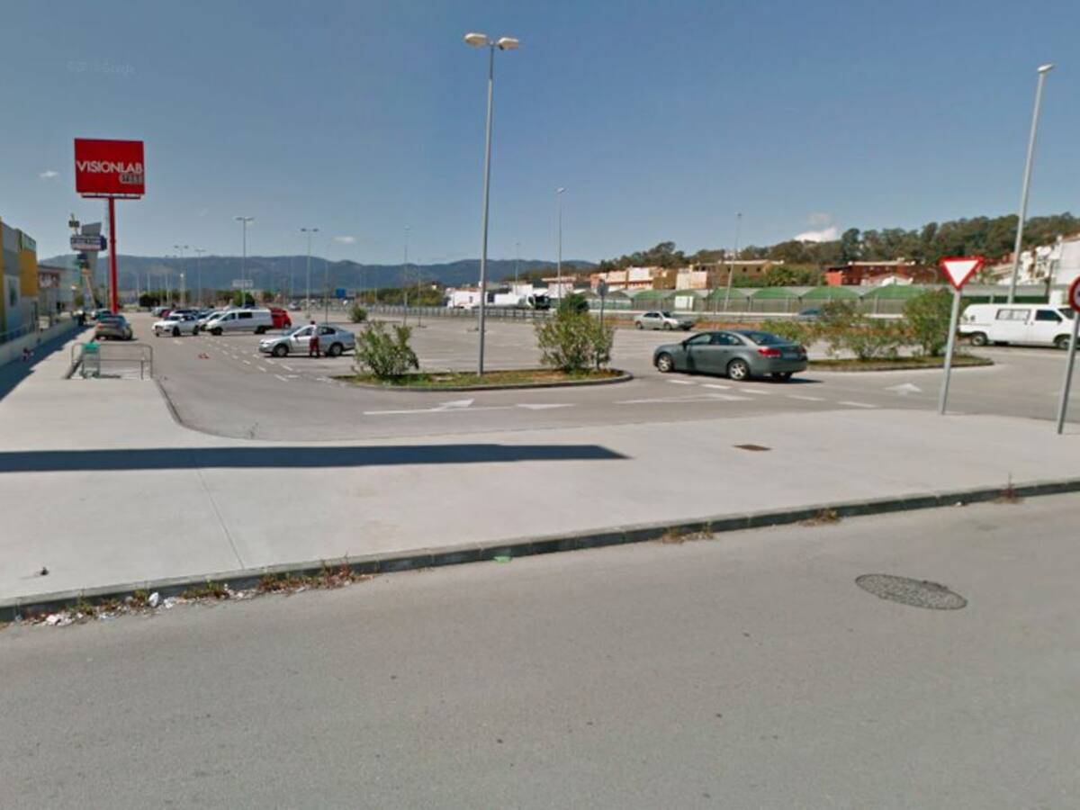 Una discusión en un establecimiento de Palmones acaba con un detenido y un herido