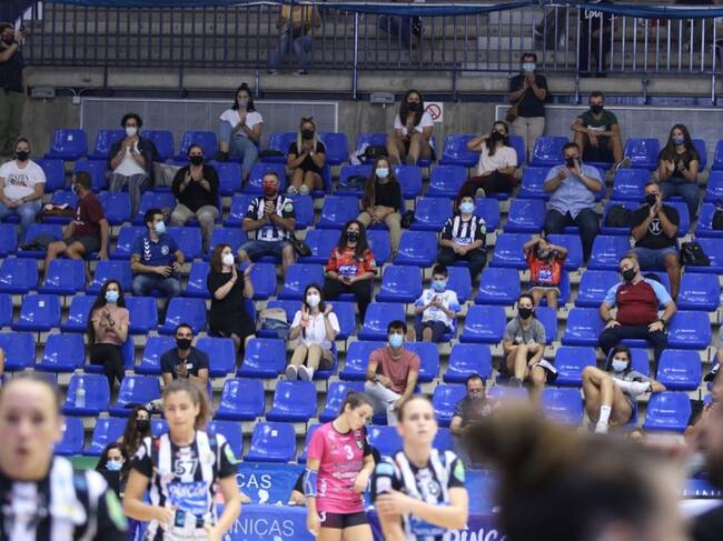 Las gradas del pabellón de Ciudad Jardín