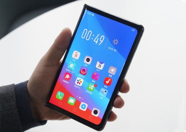 Oppo presenta su teléfono con pantalla plegable.