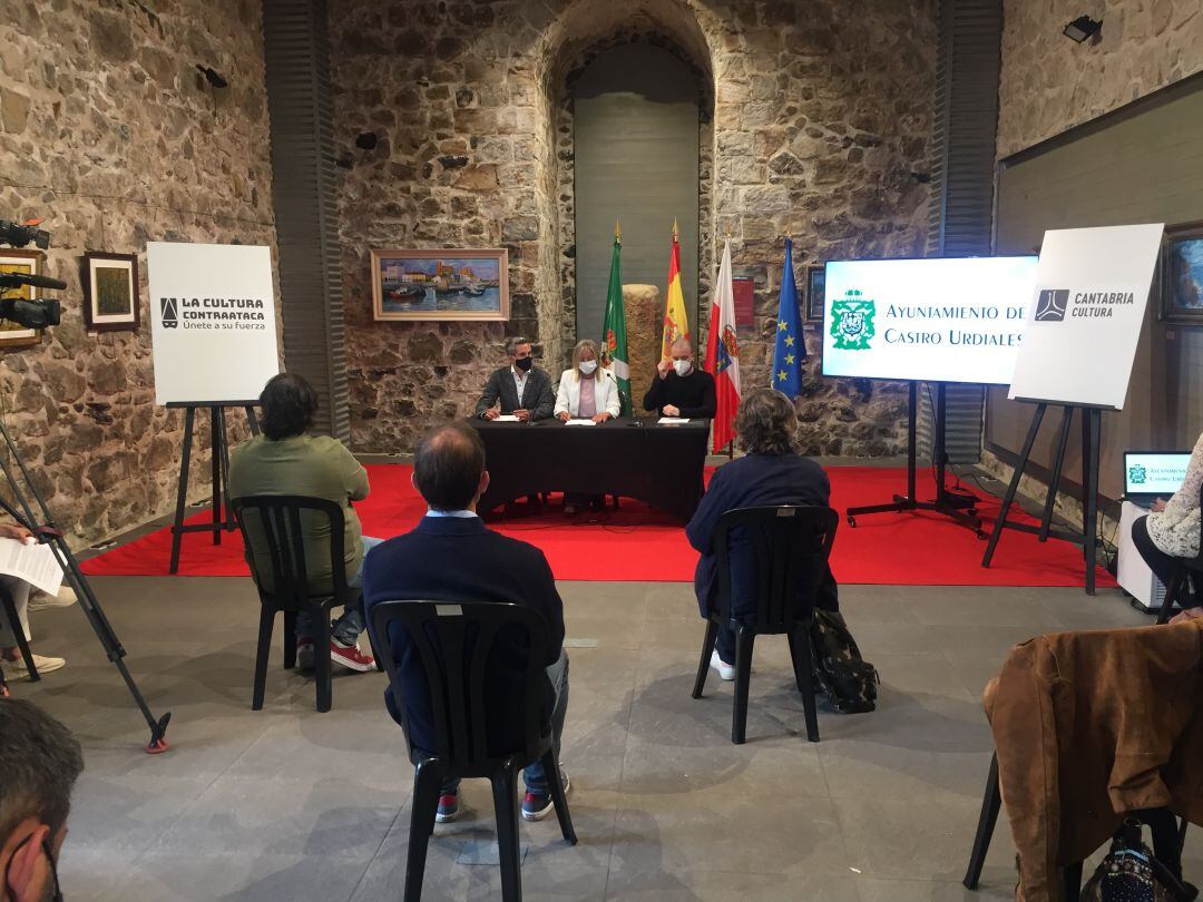 Presentación del Festival Sónica, en el Castillo Faro. 