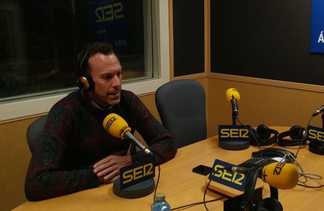 Héctor Palecia, teniente alcalde de Servicios a la Ciudad, en los estudios de Ser Ávila