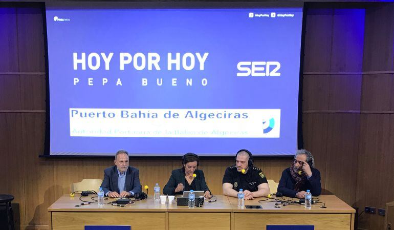 De izquierda a derecha, Salvador de la Encina, Pepa Bueno, Luis Esteban y José Chamizo