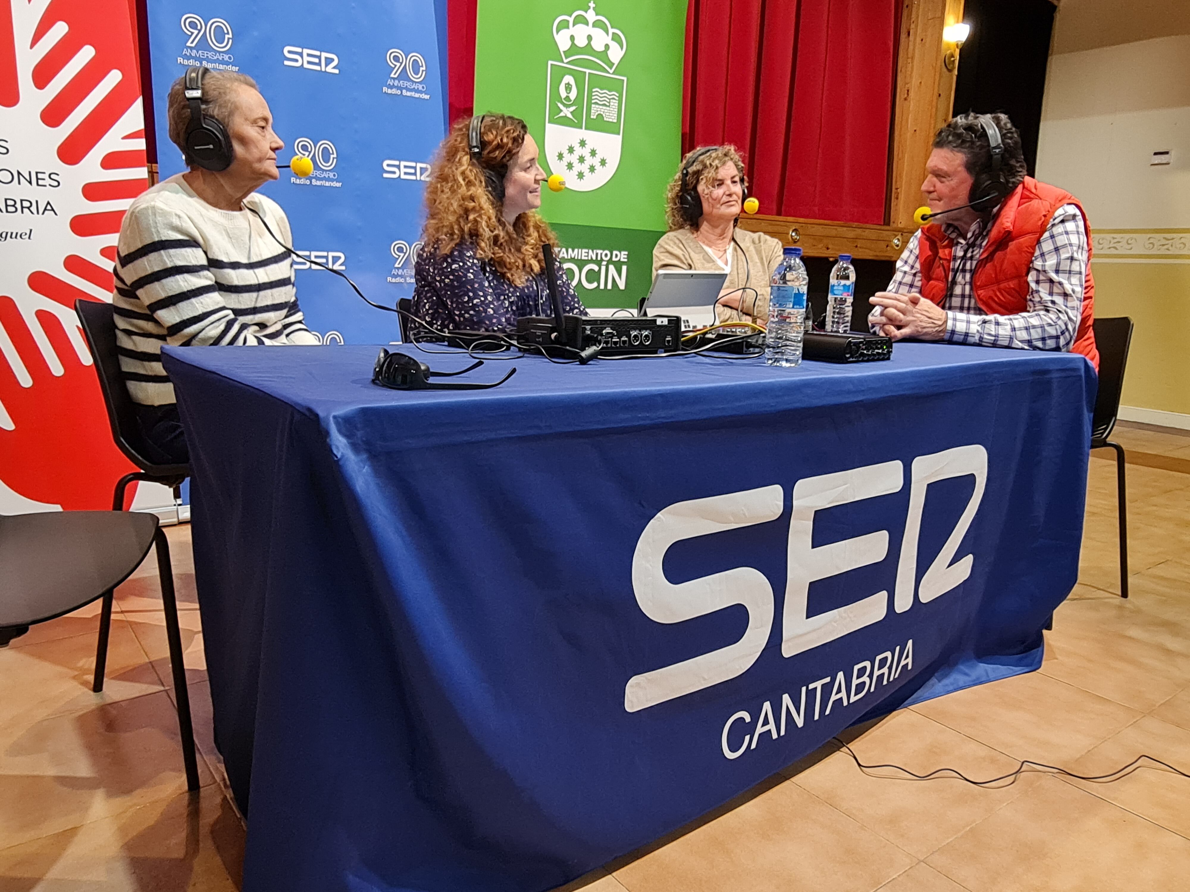 Silvia Cossío, Inma Manuel y José Manuel Telechea.