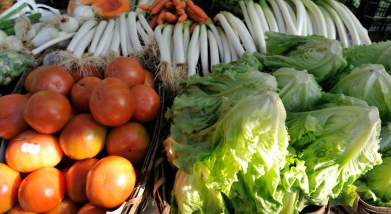 Productos hortícolas en un mercado ajeno a esta información