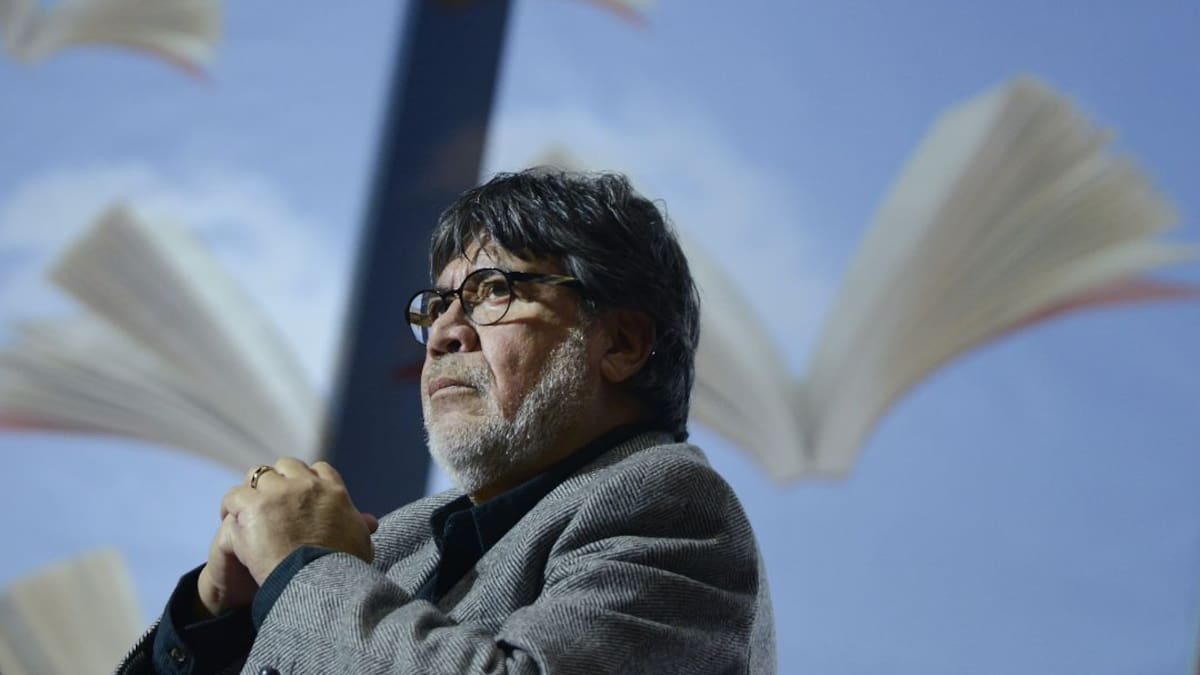 Muere el escritor chileno Luis Sepúlveda por coronavirus en Oviedo a los 70 años