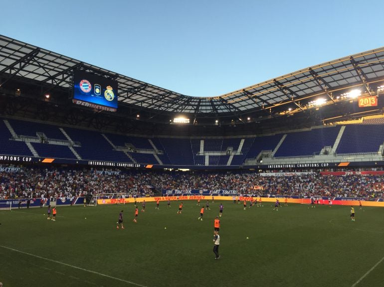 El Real Madrid entrena en el Red Bull Arena