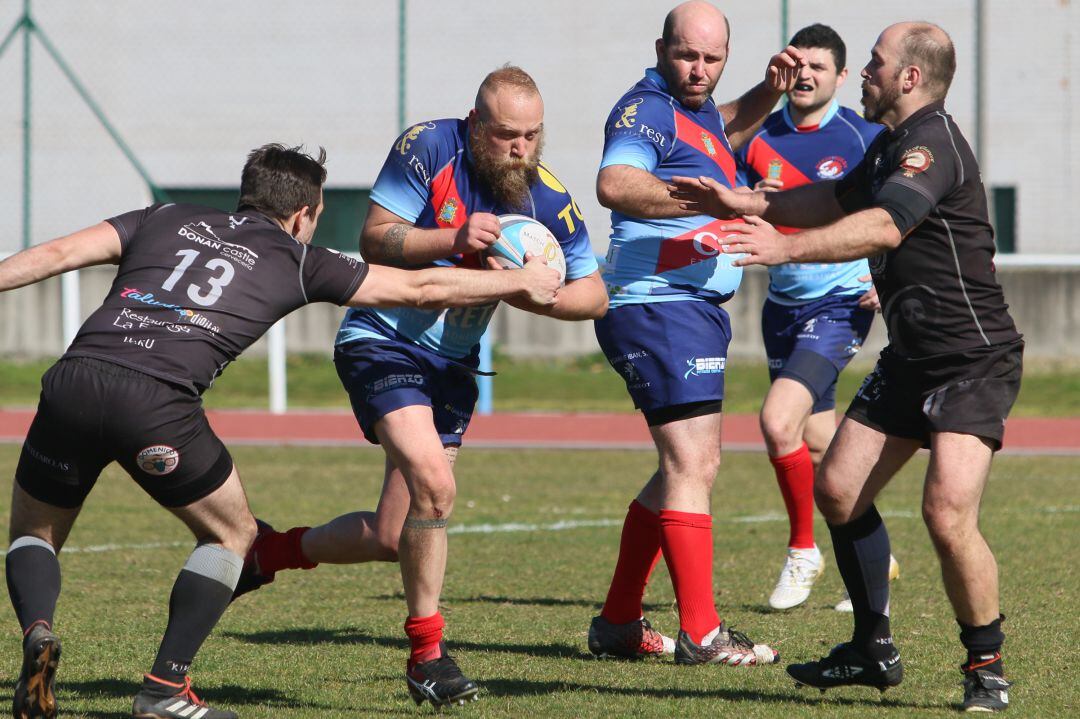 El XV berciano pudo sumar su primer triunfo de la temporada