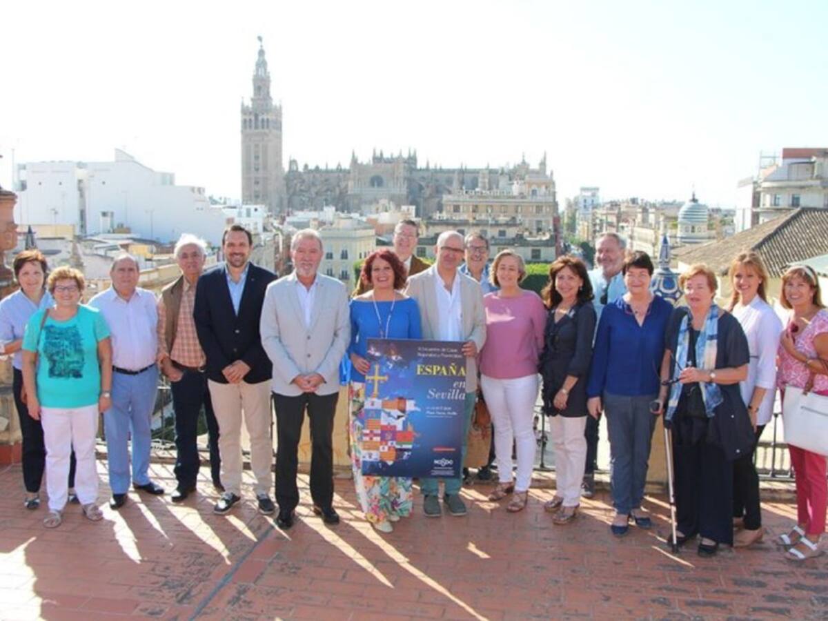 La Plaza Nueva acoge el X Encuentro de Casas Regionales y Provinciales