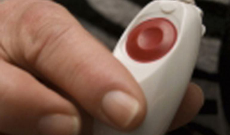 Desde ahora cualquier tricantino tendrá acceso a la teleasistencia domiciliaria, aunque tenga que abonar parte o la totalidad del coste