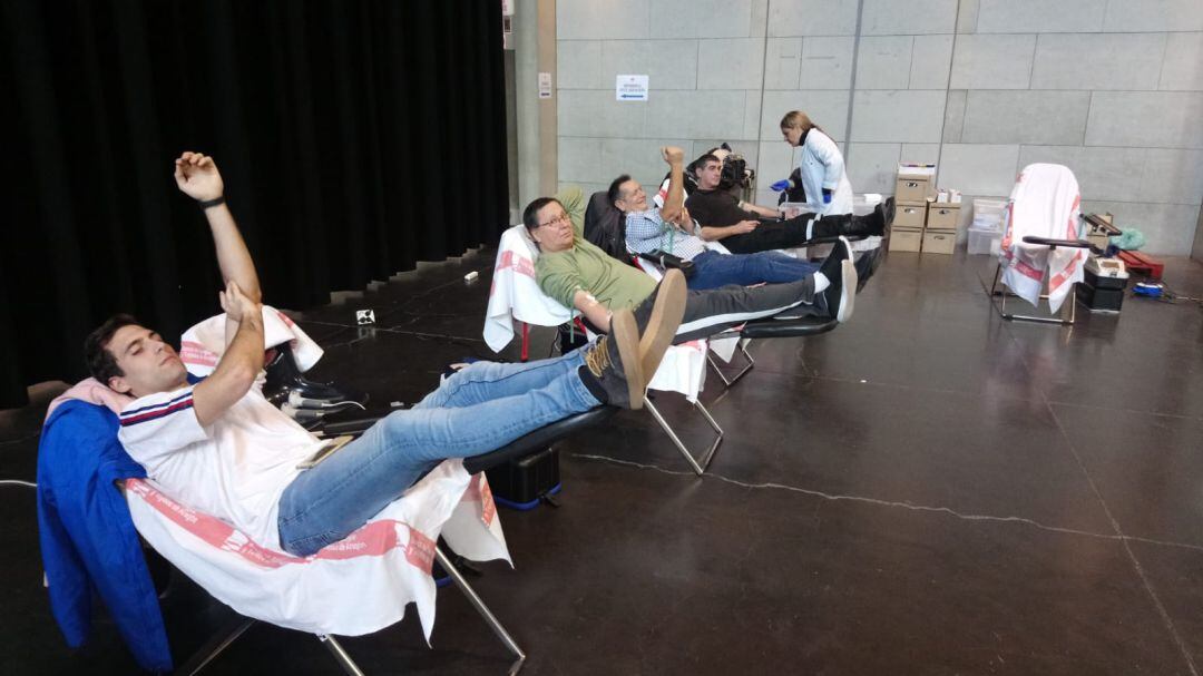 Donantes de sangre en la Sala Multiusos del Auditorio