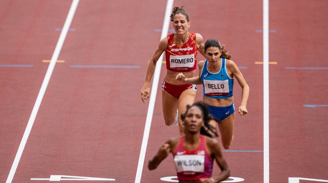 Natalia Romero, del Equipo Español, en la eliminatoria de 800 metros lisos de atletismo durante los JJOO 2020, a 30 de julio, 2021 en Tokio, Japón.