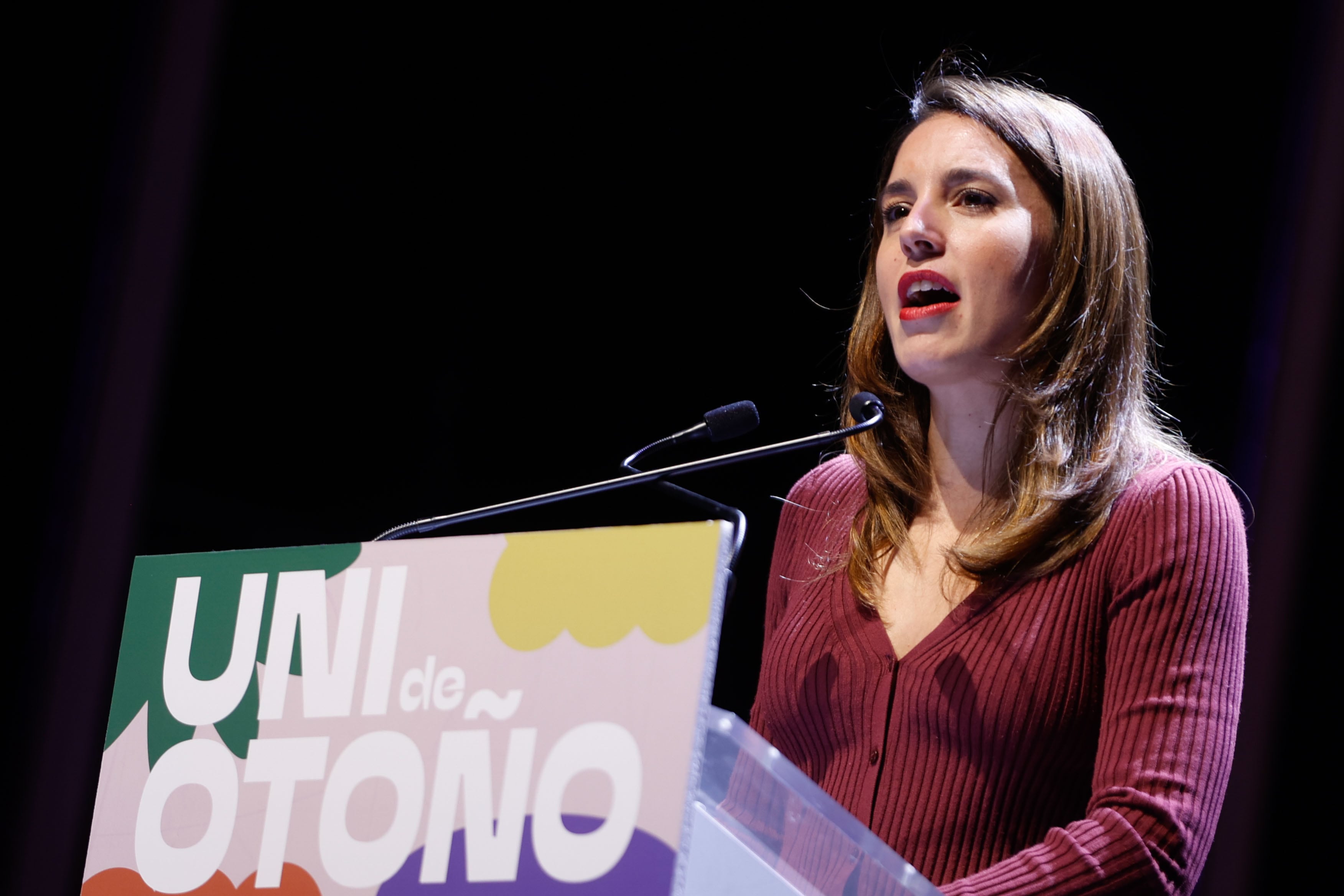 Irene Montero, secretaria de Acción de Gobierno de Podemos y ministra de Igualdad, durante el acto de clausura de la Universidad de Otoño de Podemos, este domingo en el Teatro Coliseum de Madrid