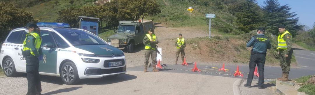 Controles de la guardia civil durante el Estado de alarma&quot;