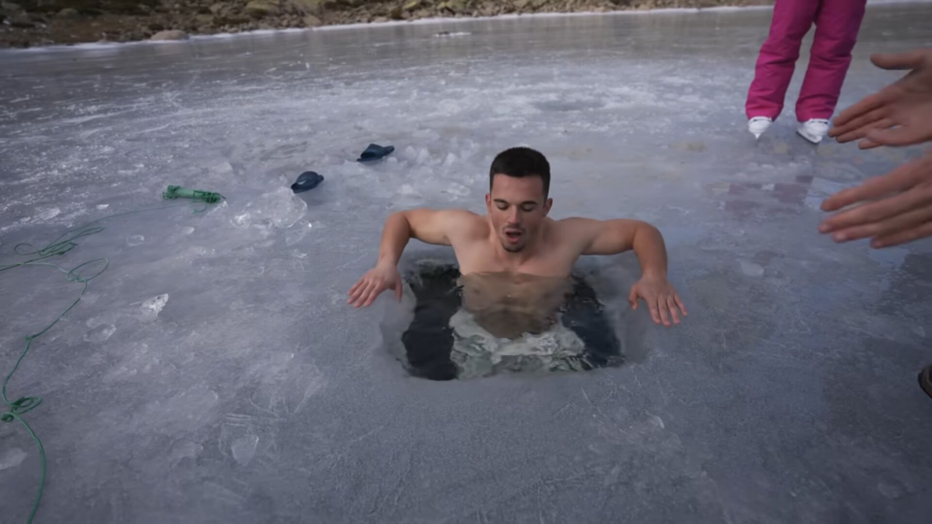 Un influencer es denunciado por dañar el Parque Regional de la Sierra de Gredos