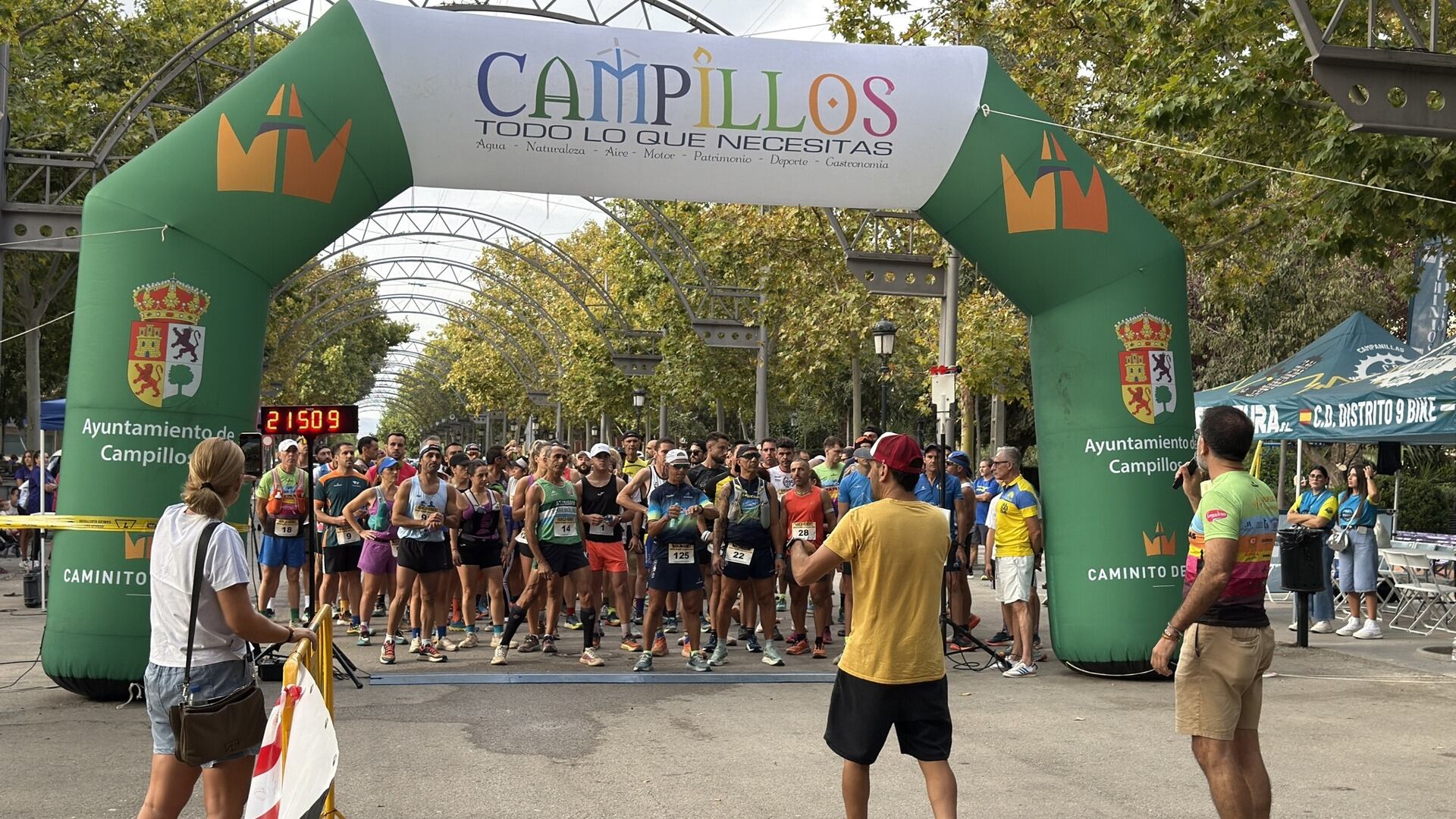 Salida de una de las pruebas de la Quedada Contra el Cáncer de Campillos