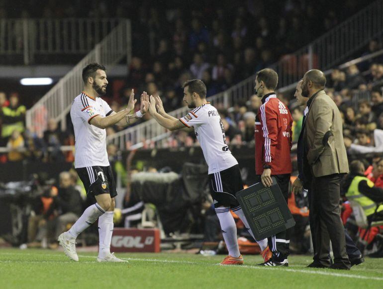 30/11/14  PARTIDO PRIMERA DIVISION  VALENCIA  -  BARCELONA 
 CAMBIO NEGREDO  ALCACER 