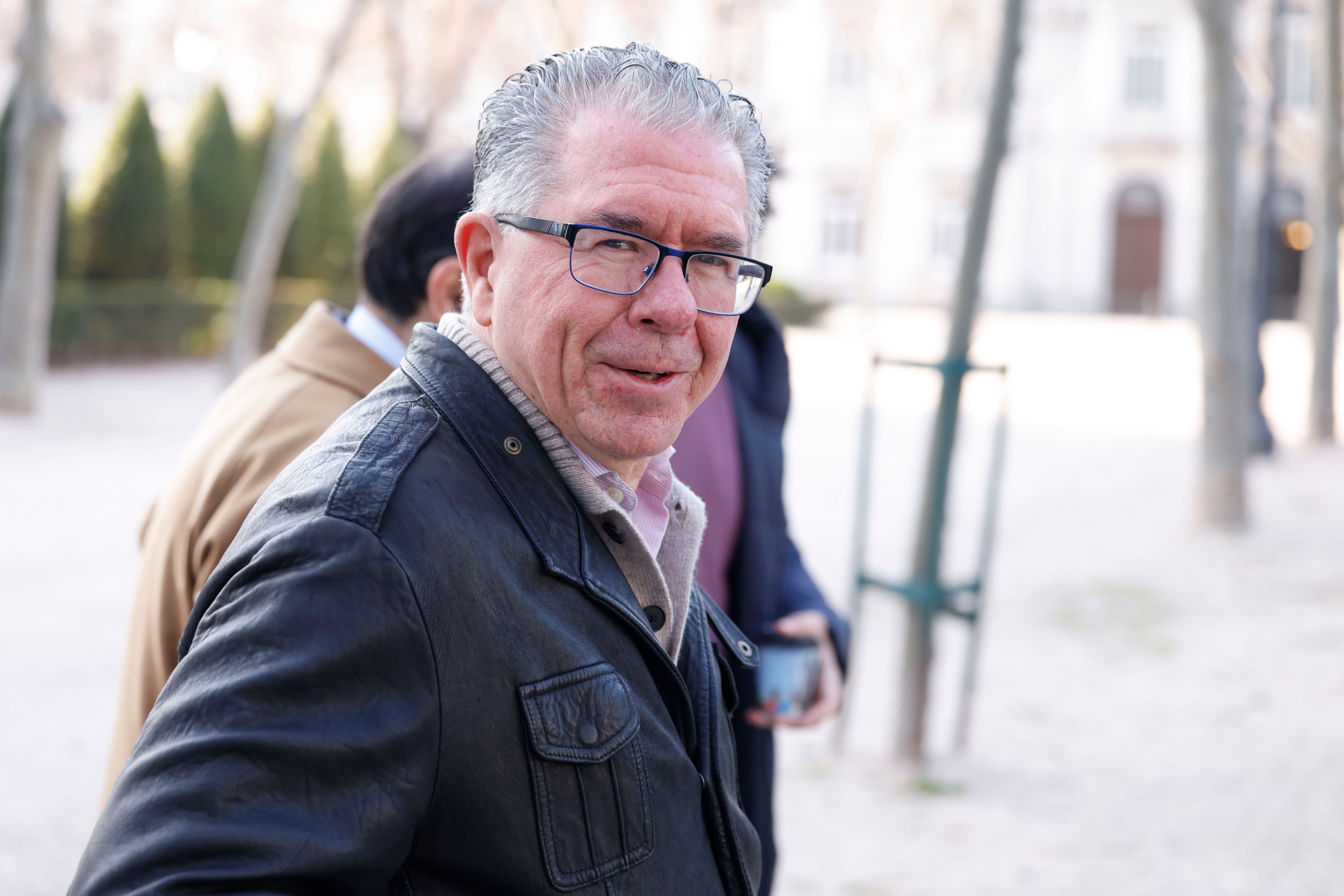 El exconsejero de la Comunidad de Madrid, Francisco Granados a su llegada a la Audiencia Nacional en Madrid este lunes donse se reanuda el juicio a catorce acusados del caso Púnica por presuntas adjudicaciones irregulares de contratos de fiestas en municipios gobernados por el PP entre 2004 y 2013. EFE/ Mariscal