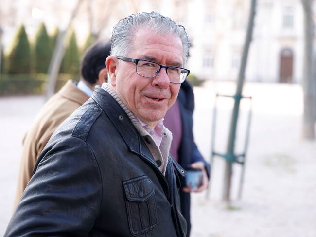 El exconsejero de la Comunidad de Madrid, Francisco Granados a su llegada a la Audiencia Nacional en Madrid este lunes donse se reanuda el juicio a catorce acusados del caso Púnica por presuntas adjudicaciones irregulares de contratos de fiestas en municipios gobernados por el PP entre 2004 y 2013. EFE/ Mariscal