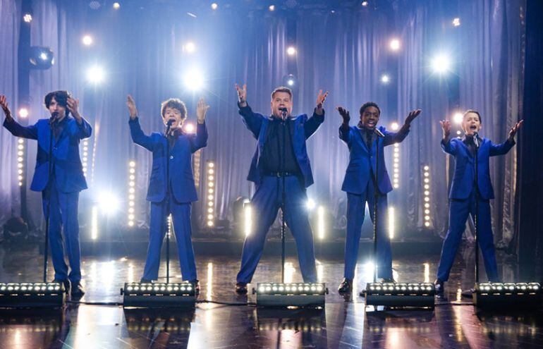 Los niños de &#039;Stranger Things&#039; se convierten en los &#039;Jackson 5&#039; con James Corden