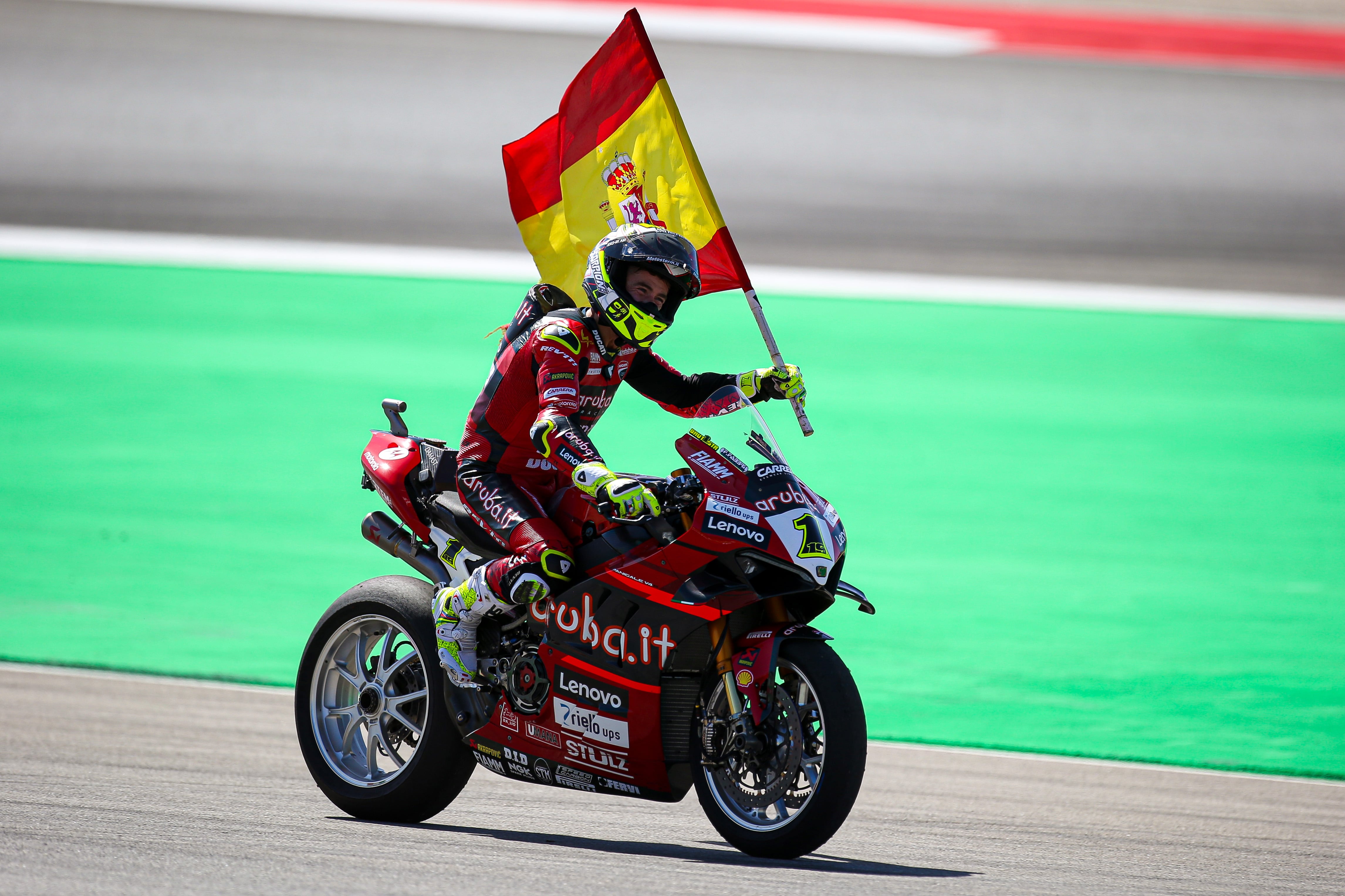 Álvaro Bautista se proclama campeón del mundo