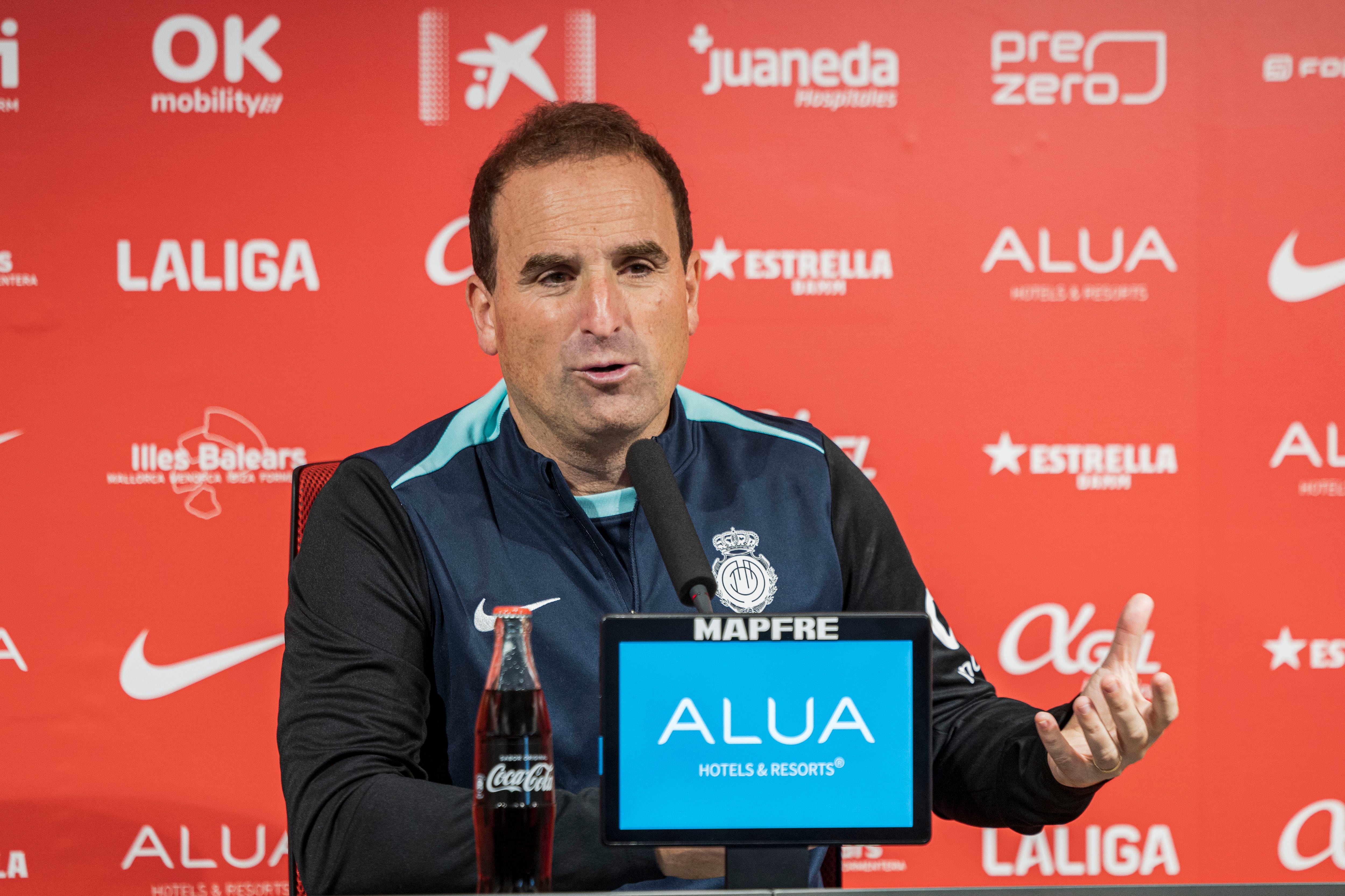 PALMA DE MALLORCA, 13/12/2024.- Declaraciones del entrenador del Mallorca, Jagoba Arrasate, previas al partido de mañana entre el Mallorca y El Girona.- EFE/CATI CLADERA
