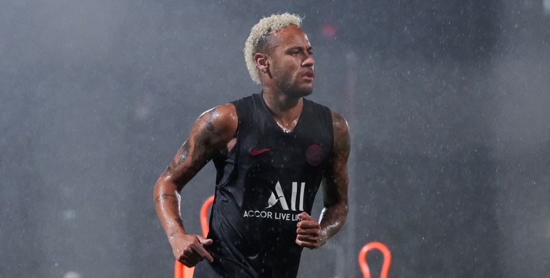 Neymar, durante un entrenamiento con el PSG este verano