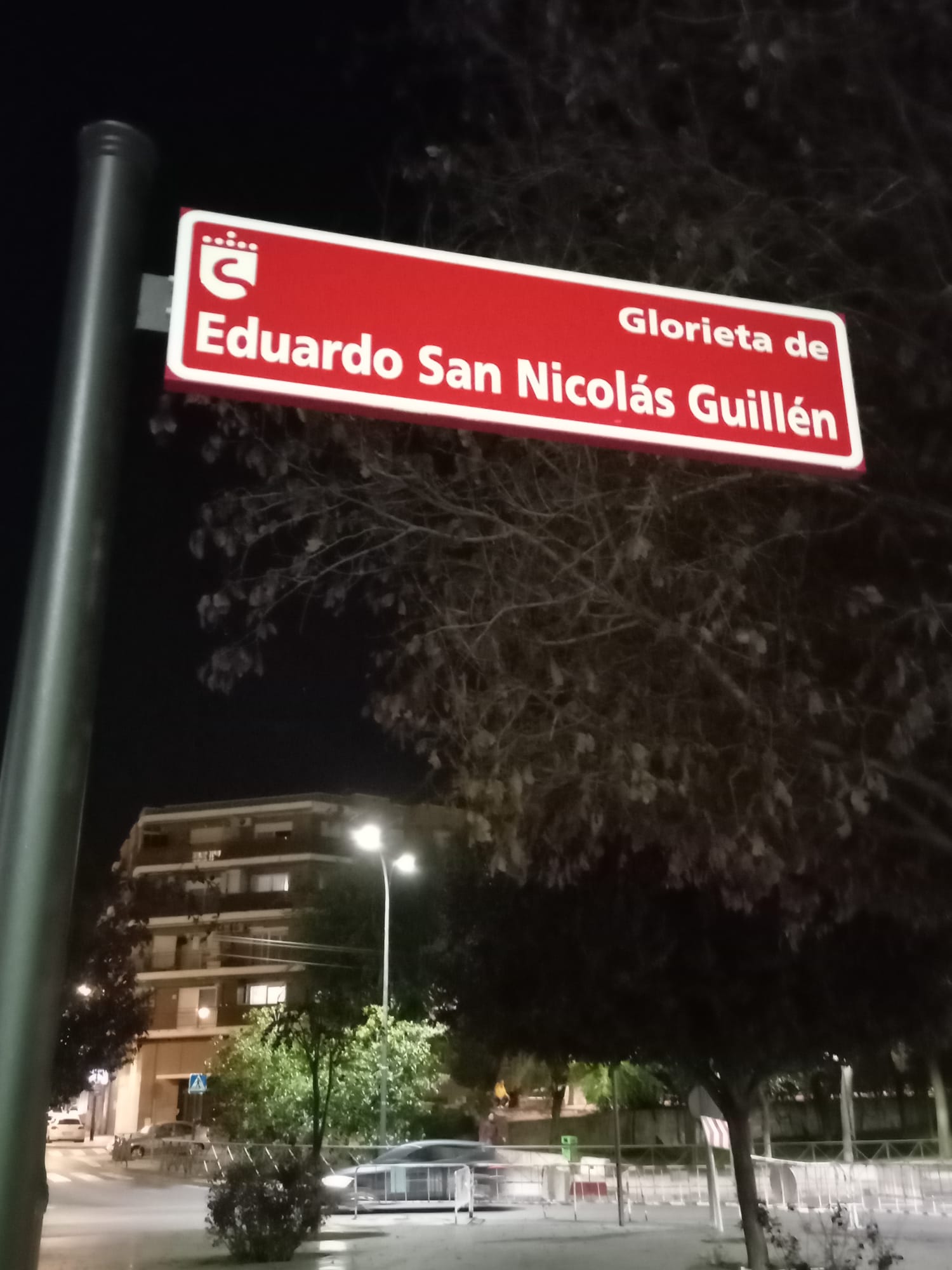 Placa de homenaje a Eduardo San Nicolás Guillén en San Sebastián de los Reyes