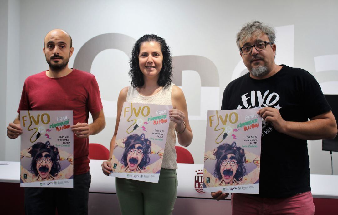 La teniente alcalde de Cultura y Fiestas, María Prades y los directores del festival, Amadeo y Augusto. 