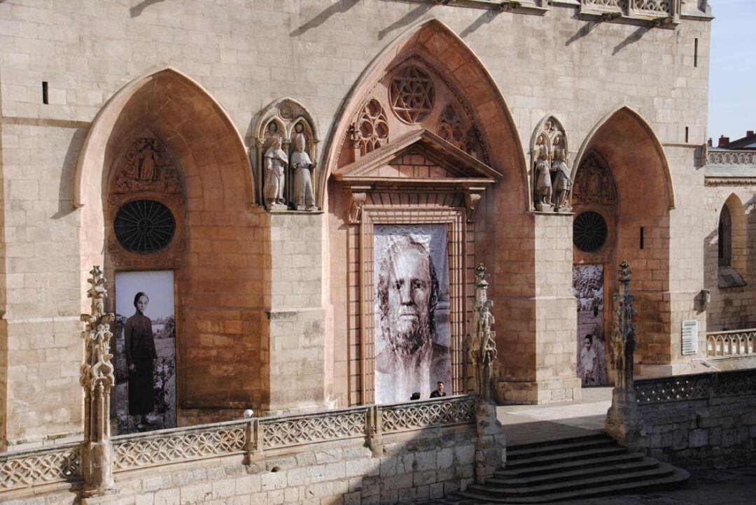 Puertas de Bronce de la Catedral