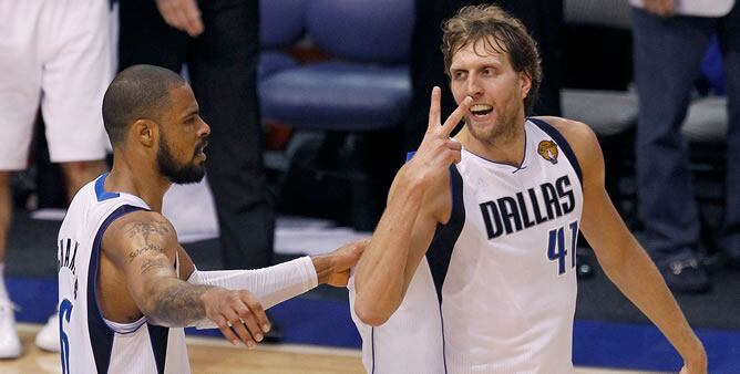 Nowitzki y Terry ponen a los Mavericks a un triunfo del título (112-103)