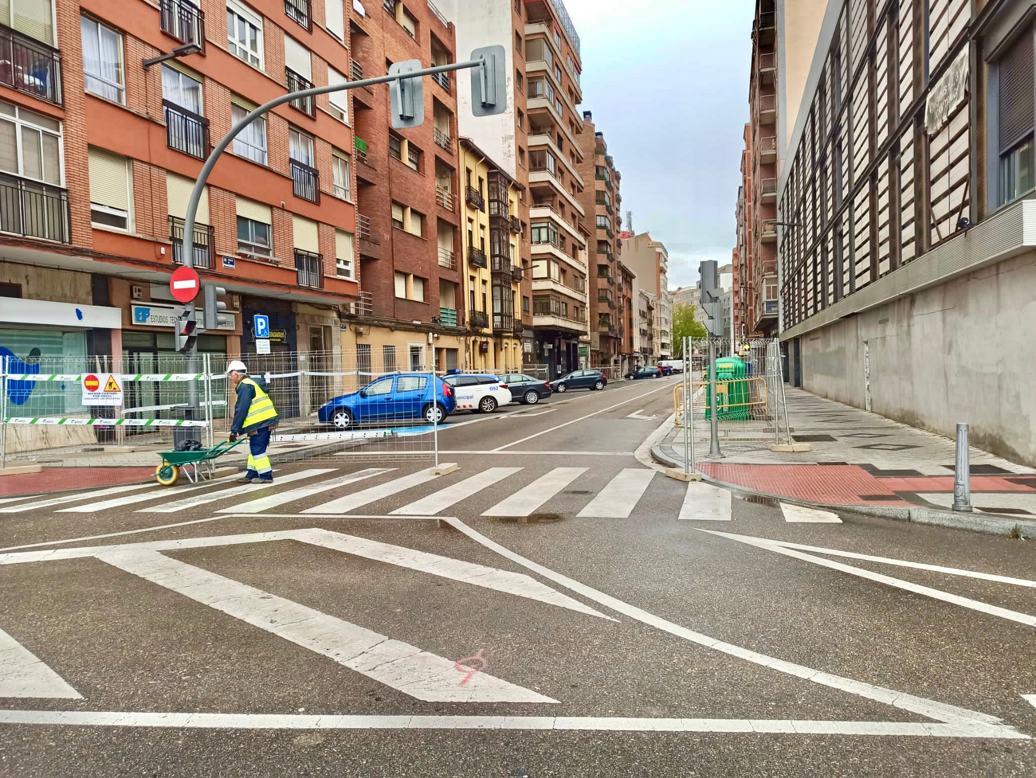 La Policía Municipal corta la calle Panaderos