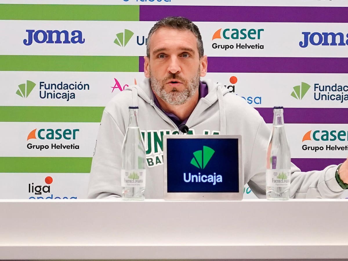 Ibon Navarro recuerda la derrota en Manresa antes de visitar al Joventut: "El día que no te pones ya hemos visto lo que pasa"