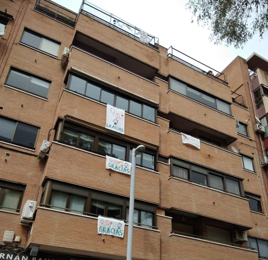 El edificio va cogiendo color a solidaridad